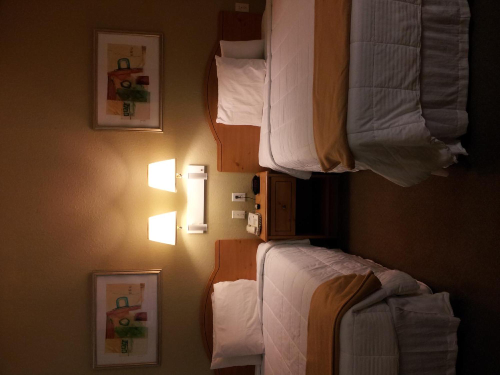 Americas Best Value Inn & Suites-Winnie Pokoj fotografie