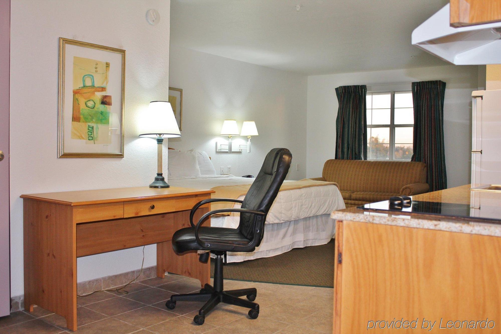 Americas Best Value Inn & Suites-Winnie Exteriér fotografie